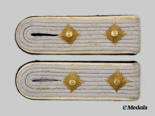 germany,_s_s._a_set_of_waffen-_s_s_infantry_hauptsturmführer_shoulder_boards__a_i1_9291
