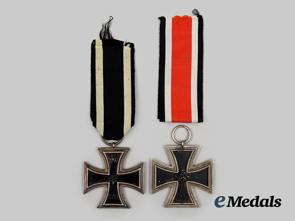 germany,_imperial;_germany,_wehrmacht._a_pair_of_iron_crosses_i_i_class__a_i1_9782