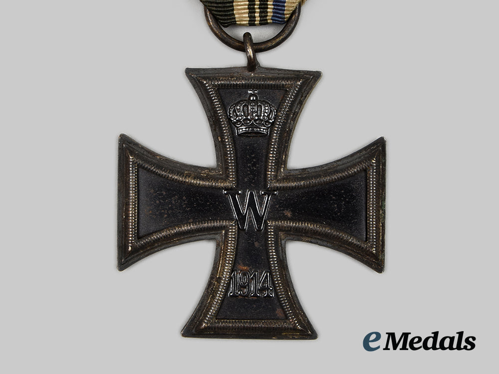 germany,_imperial._a1914_iron_cross_i_i_class,_with_unusual_ribbon_to_a_bavarian_recipient__a_i1_9886