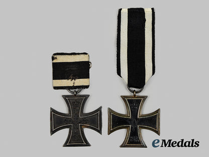 germany,_imperial._a_pair_of1914_iron_crosses_i_i_class__a_i1_9947