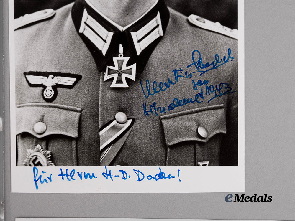germany,_third_reich._a_lot_of_post-_war_signed_knight’s_cross_winner_photographs_e_medals__g62076_4