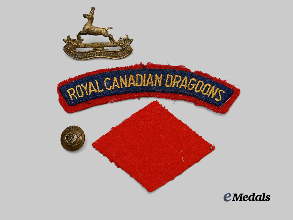 canada,_commonwealth._a_lot_of_royal_canadian_dragoons_insignia_e_medals__m0473-66_1