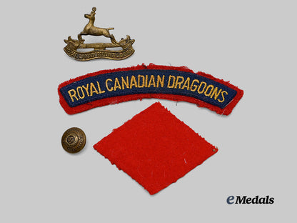 canada,_commonwealth._a_lot_of_royal_canadian_dragoons_insignia_e_medals__m0473-66_1