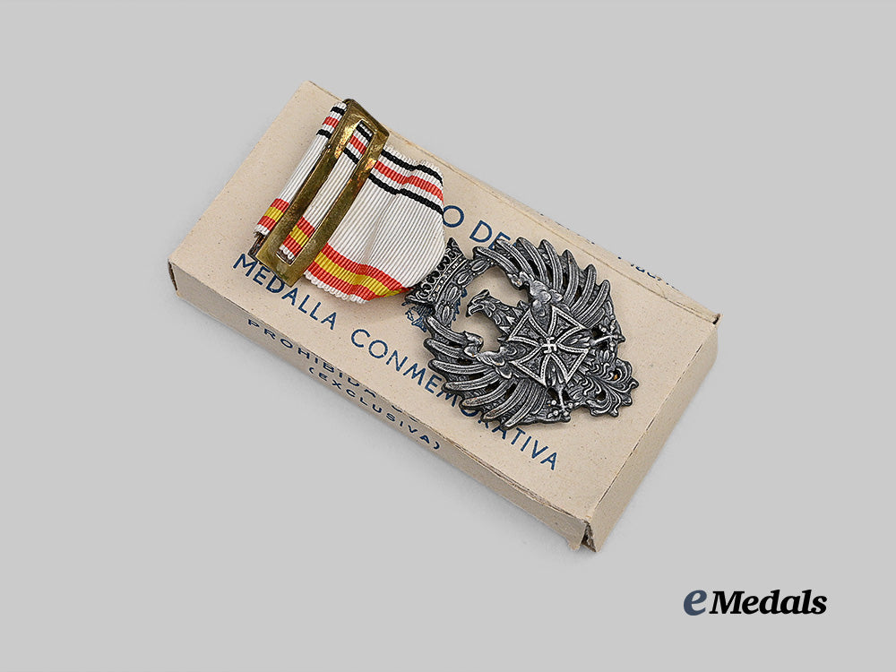 spain,_spanish_state._a_mint_medal_of_the_russian_campaign,_with_case_and_factory_packaging,_by_diez_y_campañia_e_medals__e_u24909_5