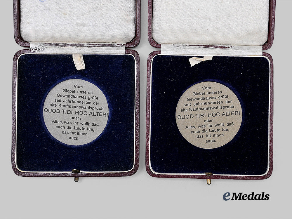 germany,_weimar_republic._a_pair_of_free_city_of_braunschweig_chamber_of_commerce_long_service_medals,_with_cases_e_medals__g62540_4