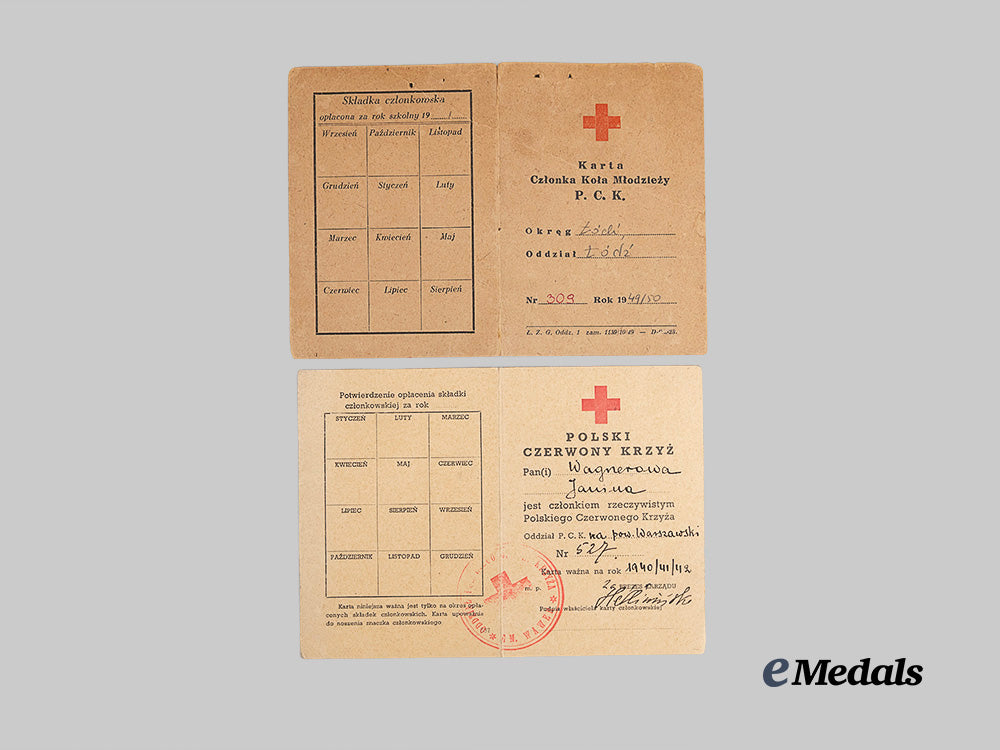 poland,_republic._a_pair_of_red_cross_membership_cards1942_e_medals__e_u24910_3