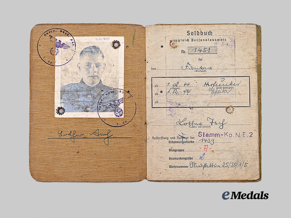 germany,_heer._a_soldbuch_to_lothar_tech,_signals_and_communications_troops_e_medals__g62924_3