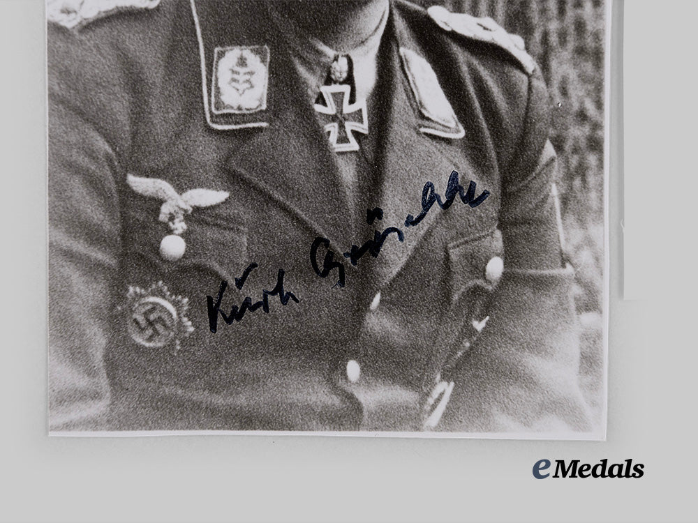 germany,_third_reich._a_lot_of_post-_war_signed_knight’s_cross_winner_photogra_e_medals__g62069_4