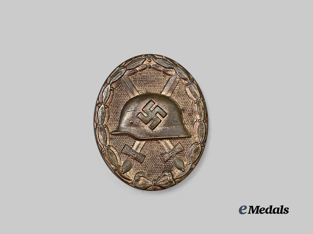 germany,_wehrmacht._a_gold_grade_wound_badge,_by_b._h._mayer_e_medals__g62878_2