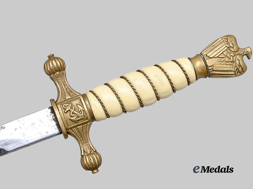 germany,_kriegsmarine._an_officer’s_dress_dagger,_refurbished_example,_by_paul_weyersberg&_co._e_medals__g62656_6