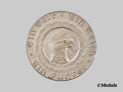 Germany, NSDAP. An AH Patriotic Medallion in Silver, with Case, by the Prussian Mint