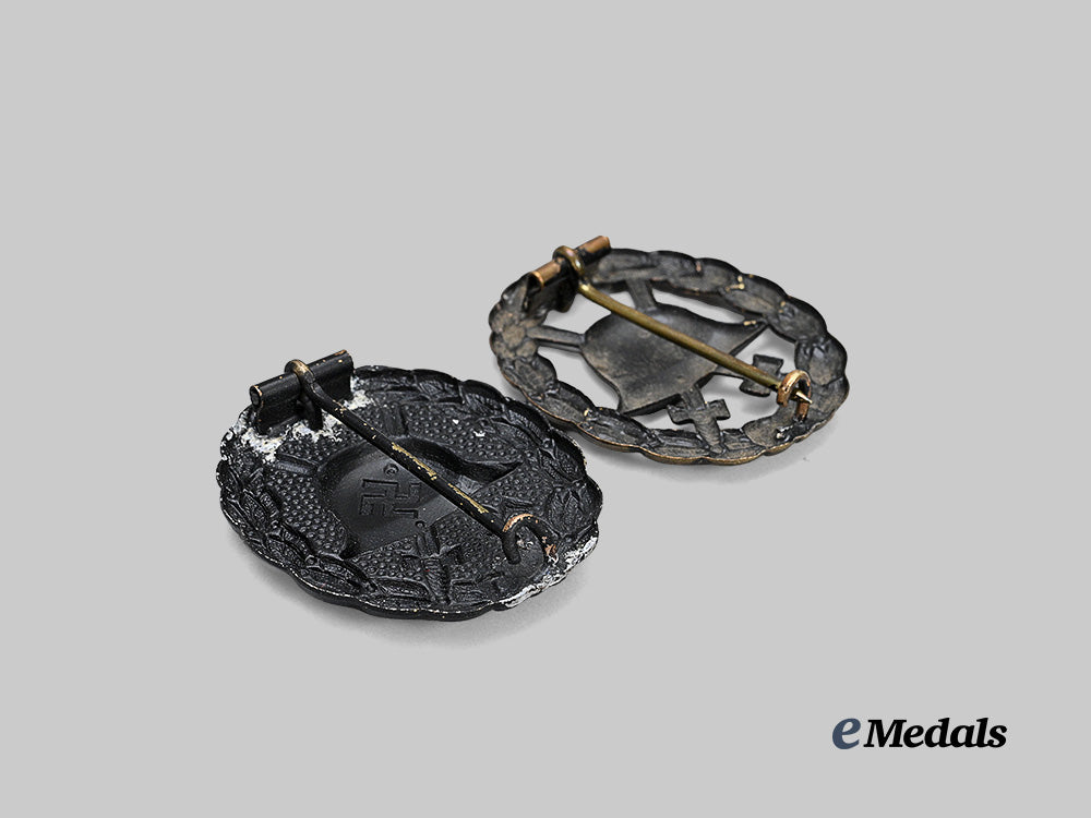 germany,_imperial;_germany,_wehrmacht._a_pair_of_black_grade_wound_badges,_first_and_second_world_war_issue_e_medals__g62874_4