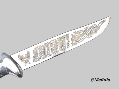 united_states._a_set_of_northwest_commemorative_murphy_combat_knives_e_medals__w8638_5