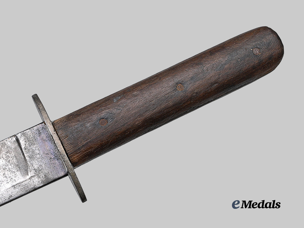 austria,_empire._an_m17_austro-_hungarian_trench_knife_with_steel_scabbard&_belt_loop_e_medals__e_u24934_7