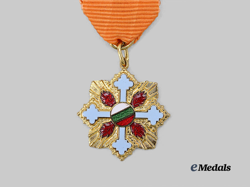 bulgaria,_socialist._an_order_of_saints_cyril_and_methodius_collar_set_in_case_e_medals__e_u24605_19