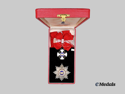 italy,_kingdom._an_order_of_the_crown,_grand_cross_set,_in_gold,_by_gardino_e_medals__m0332-75_3