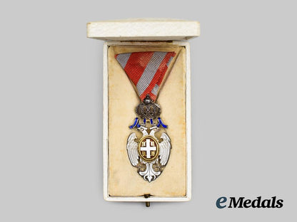 serbia,_kingdom._a_cased_order_of_the_white_eagle,_v._class,_type_i_i,_c.1920_by_huguenin_freres&_co.__e_u22882-2