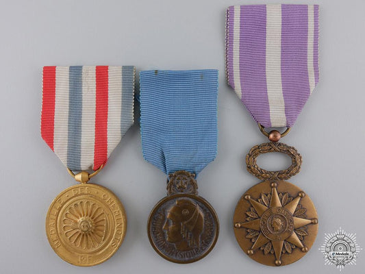 three_civil_french_medals_of_honour__e_u8691_ob