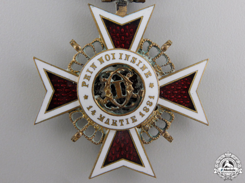 an_order_of_the_crown_of_romania;_civil_division_officer__e_u9016-1