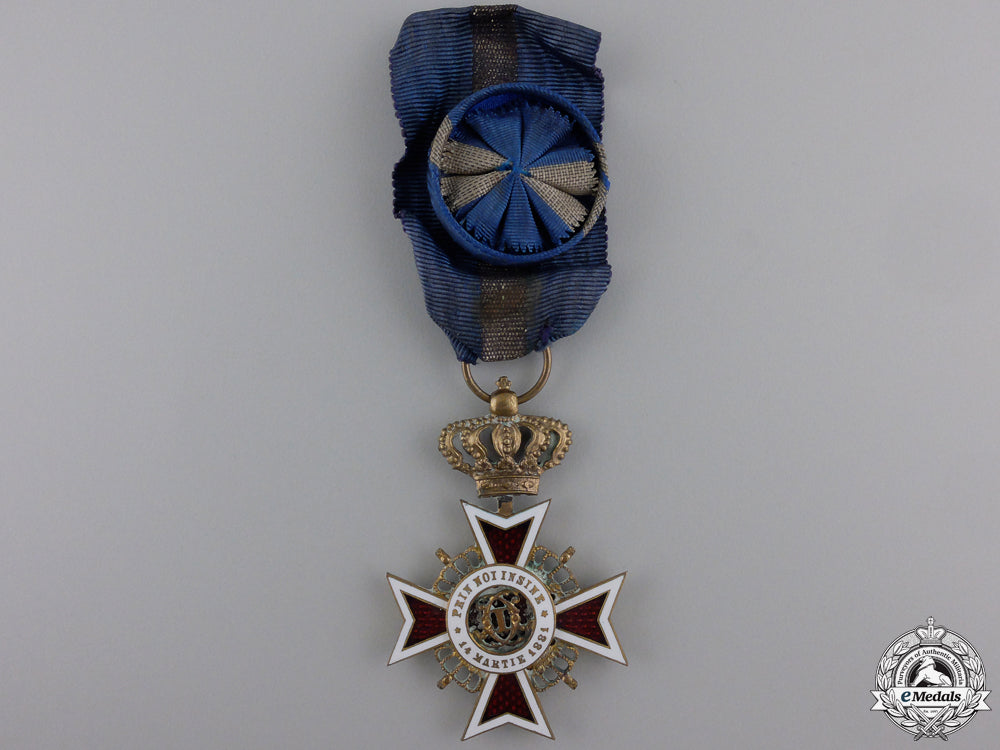 an_order_of_the_crown_of_romania;_civil_division_officer__e_u9016