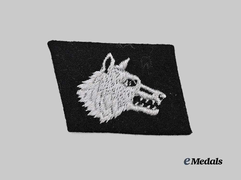 germany,_s_s._a_mint_waffen-_s_s_osttürkische_waffen-_verbände_der_s_s_collar_tab_e_medals__g62984_2
