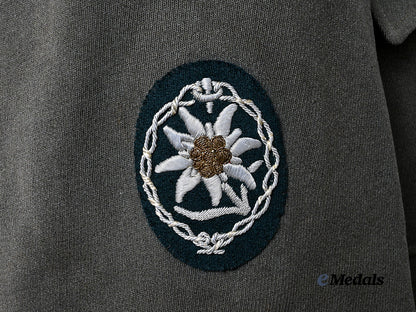 germany,_heer._a_service_tunic_for_a_decorated_hauptmann_of_gebirgs-_artillerie-_regiment112_e_medals__g62697_20