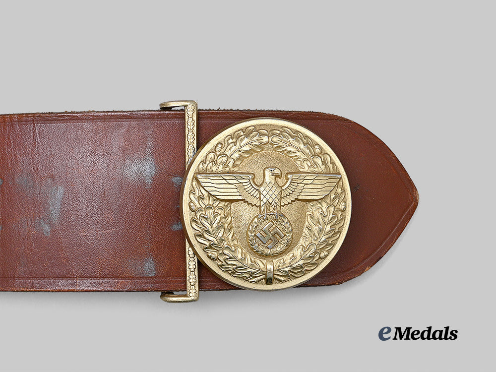 germany,_n_s_d_a_p._a_political_leader’s_belt_and_buckle,_by_friedrich_linden_e_medals__g62703_5