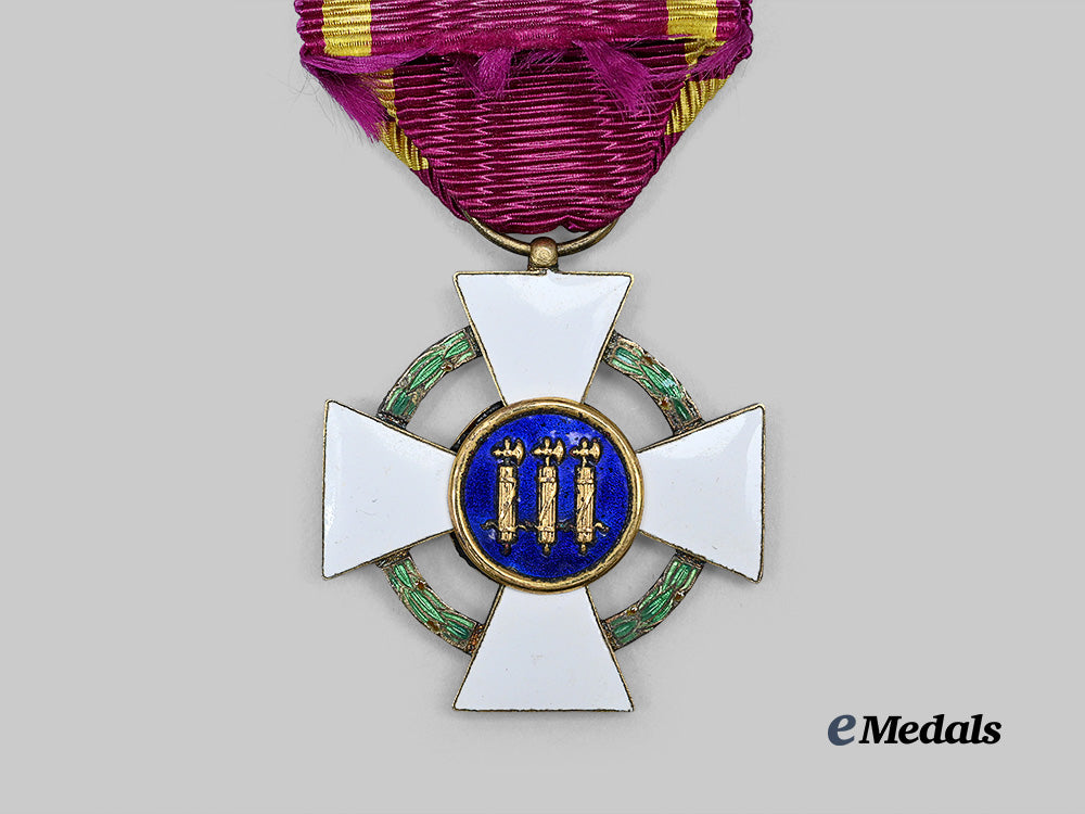 italy,_fascist_state._an_order_of_the_roman_eagle,_v_class_officer,_civil_division,_c.1942_e_medals__e_u24789_5