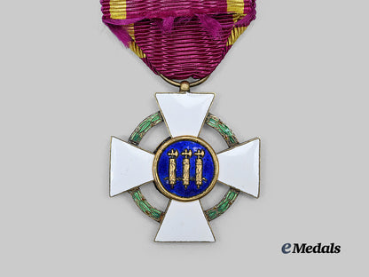 italy,_fascist_state._an_order_of_the_roman_eagle,_v_class_officer,_civil_division,_c.1942_e_medals__e_u24789_5