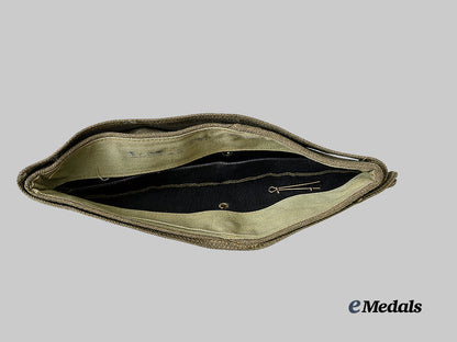 canada,_commonwealth._a_royal_canadian_armoured_corps_lieutenant_uniform,_named_e_medals__c7647_32