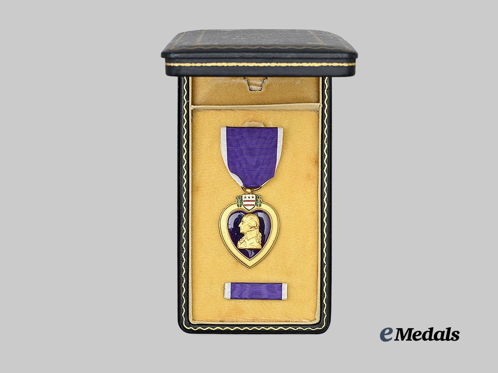 united_states._a_purple_heart_to_kevin_o._thomas,_with_case_e_medals__w8524_3