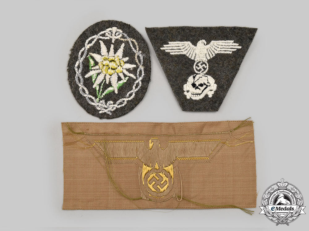 germany,_wehrmacht._a_mixed_lot_of_uniform_insignia__g513872