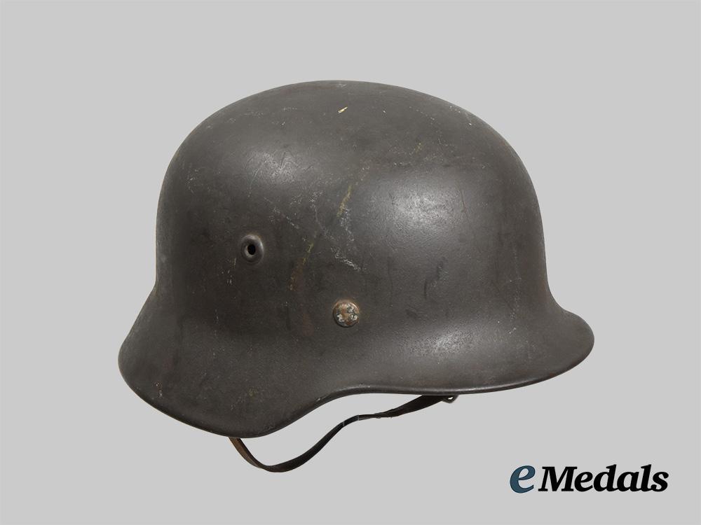 germany,_luftwaffe._an_m40_stahlhelm,_by_quist__g54836-5
