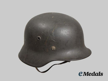 germany,_luftwaffe._an_m40_stahlhelm,_by_quist__g54836-5