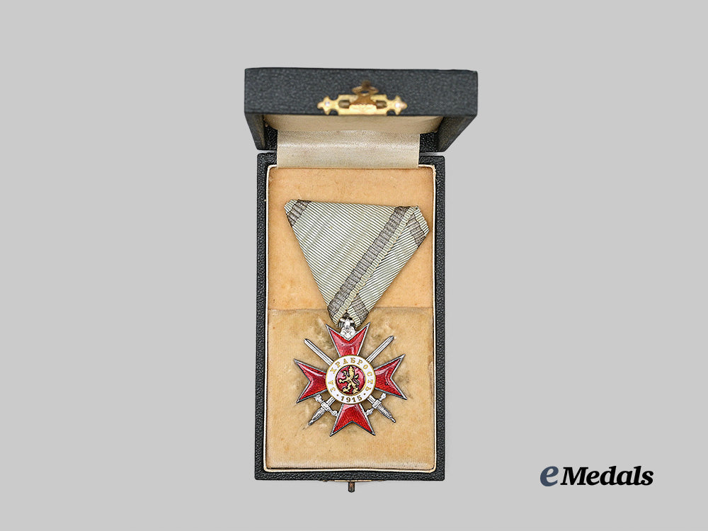 bulgaria,_kingdom._a_military_order_of_bravery,_i_v_class_knight_e_medals__m0625_3