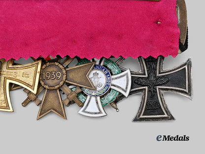 germany,_imperial._a_hohenzollern_house_order_bar_for_first_and_second_world_war_service_e_medals__m0076-172_6