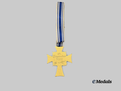 germany,_third_reich._an_honour_cross_of_the_german_mother,_gold_grade_with_case,_by_august_g._tham_e_medals__g61768_9