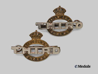 canada,_c_e_f._a_pair_of3rd_field_ambulance_shoulder_titles_e_medals__c7272_2