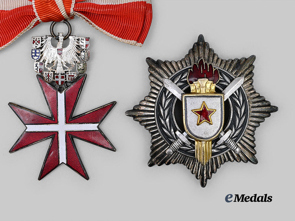austria,_yugoslavia._two_cased_decorations_e_medals__m0625-128_10