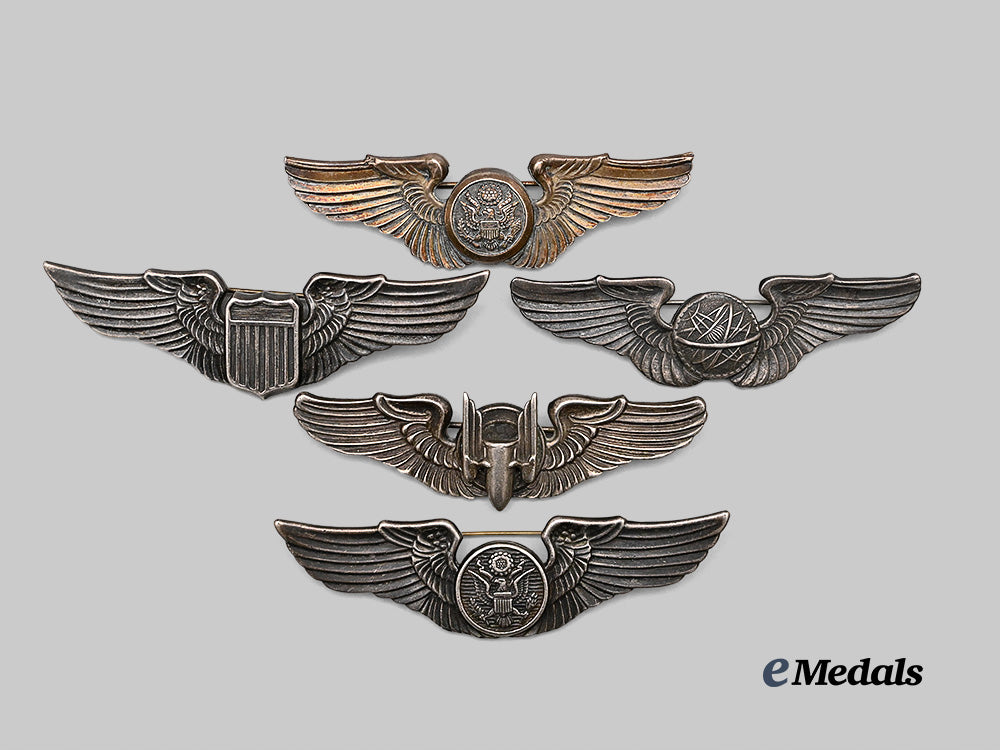united_states._a_lot_of_five_second_war_wings_e_medals__m0706-25_2