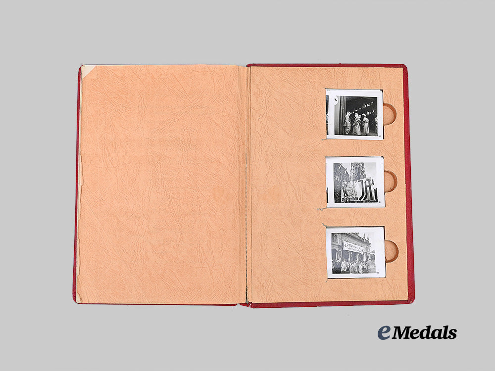 germany,_third_reich._a_copy_of_großdeutschlands_wiedergeburt,_with_stereo_photo_book_accessories_e_medals__m0320-17_7