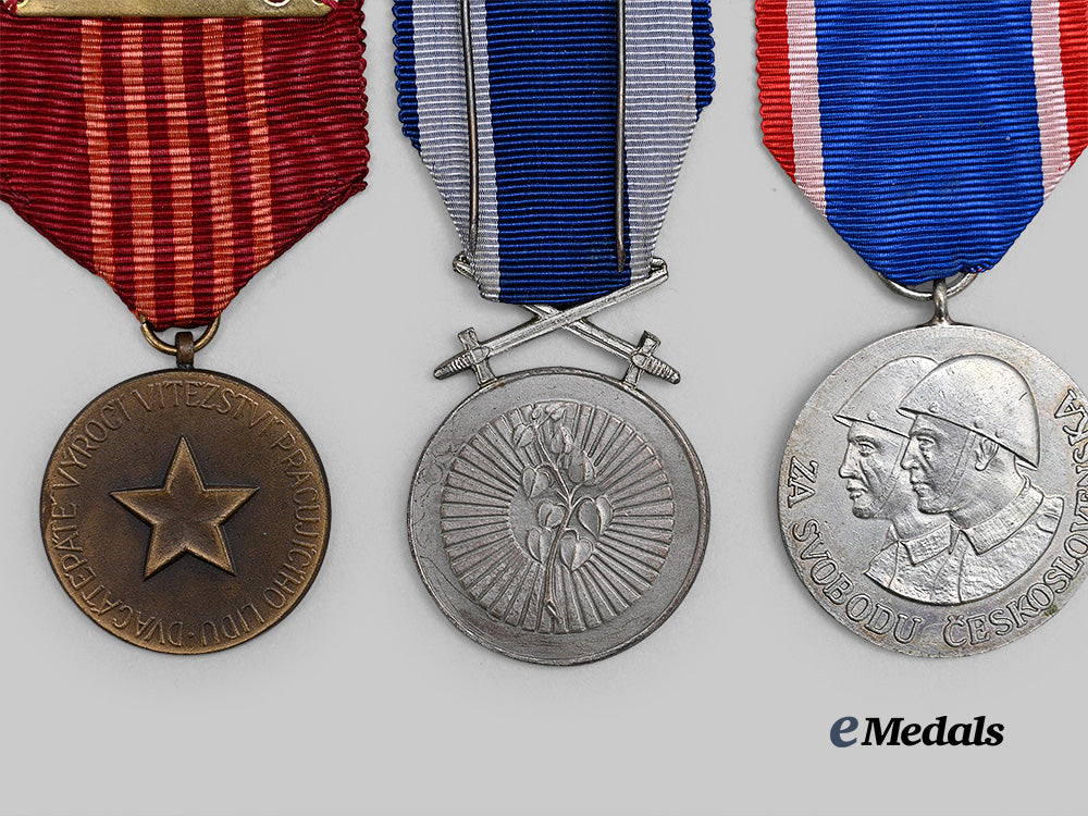 czechoslovakia._a_lot_of_five_war_medals_e_medals__m0625-120_6