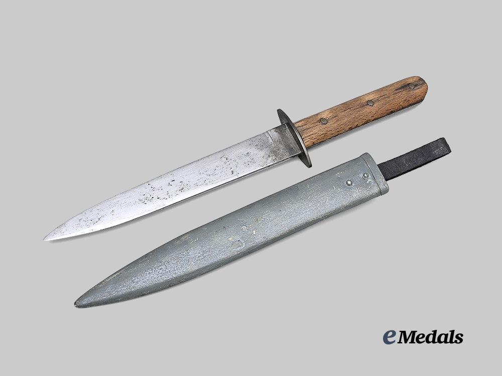 austria,_empire._an_m17_austro-_hungarian_trench_knife_with_steel_scabbard&_belt_loop_e_medals__e_u24935_3