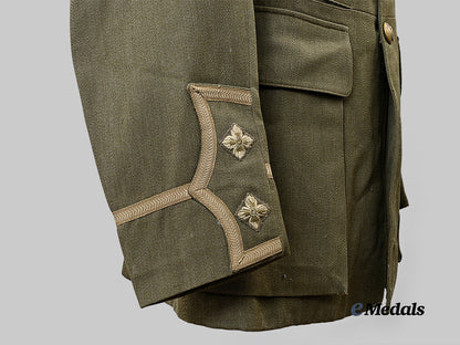 canada,_c_e_f._a_fine_officer's_tunic_to_a_minister_with_the215th_battalion,_by_a._brown&_sons_e_medals__c7693_8