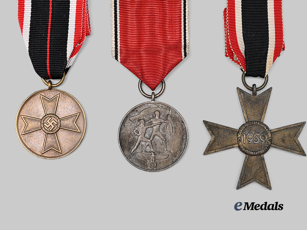 germany,_third_reich._a_mixed_lot_of_awards_for_military_and_civil_service_e_medals__g62875_4