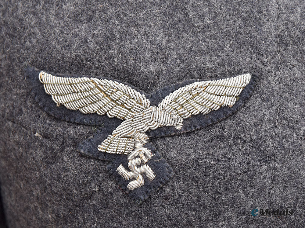 germany,_luftwaffe._a_pilot_hauptmann’s_service_uniform_tunic__l22__m_n_c3645_562