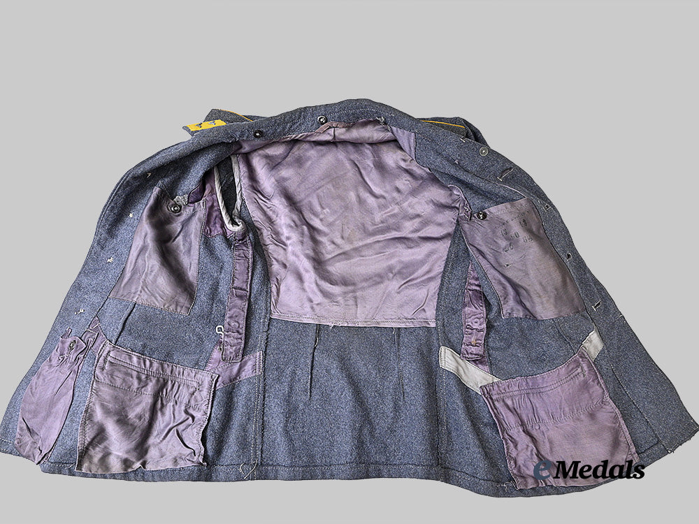 germany,_luftwaffe._a_flight_personnel/_fallschirmjäger_service_blouse_for_a_gefreiter,_late-_war_example_e_medals__g62716_14