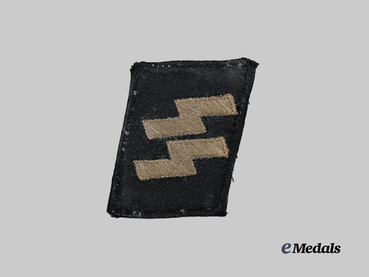 germany,_s_s._a_waffen-_s_s_collar_tab_for_enlisted_ranks,_type2_e_medals__g62971_2