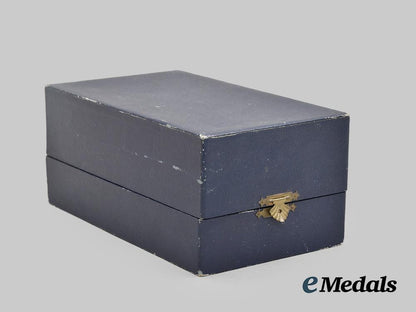 germany,_luftwaffe._a_rare_honour_goblet_and_case_set_to_karl_jensen,_mediterranean_theatre_k_i_a,_by_johann_wagner&_sohn__m0535-108-1c