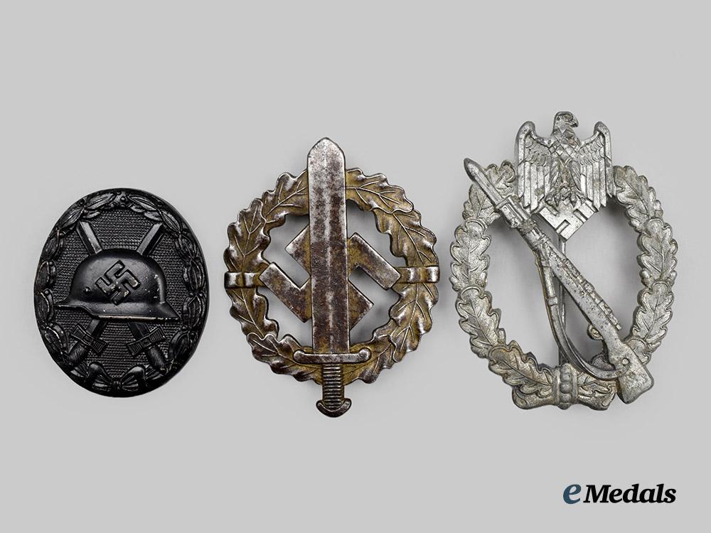 germany,_third_reich._a_mixed_lot_of_badges_for_military_service_and_sports_proficiency___m_n_c0001